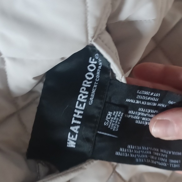 2 vests - Picture 5 of 6